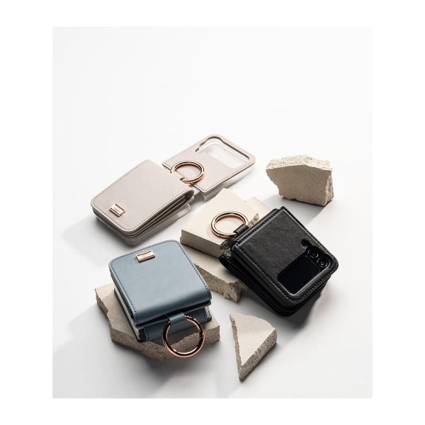Ringke Signature Card Pocket Galaxy Z Flip4 -suojakuori, Musta